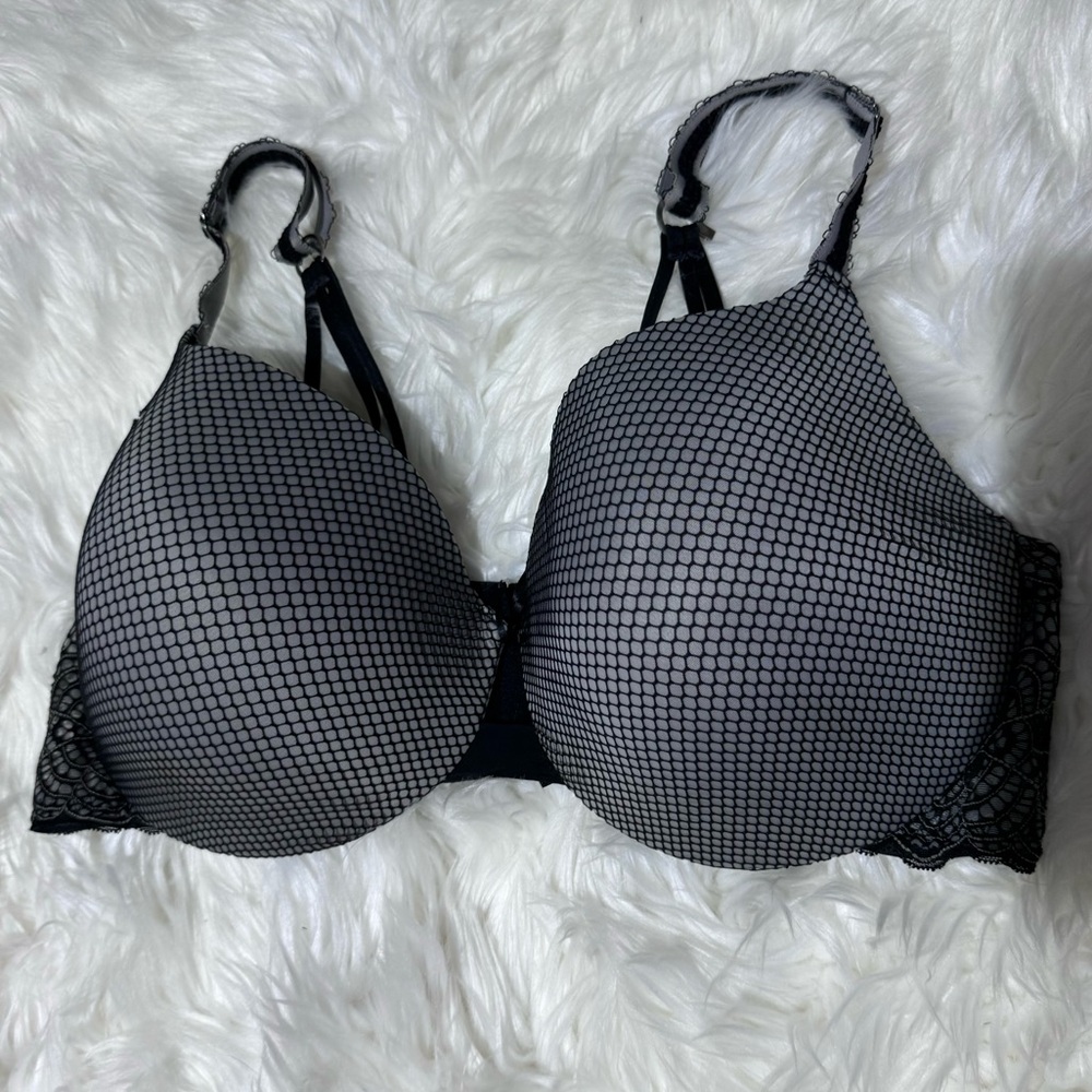 Ashley‎ Graham mesh bra size 38H
